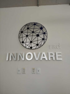 anuncio-luminoso-3d-innovare